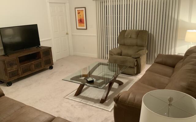Myrtlewood by Monarch Rentals