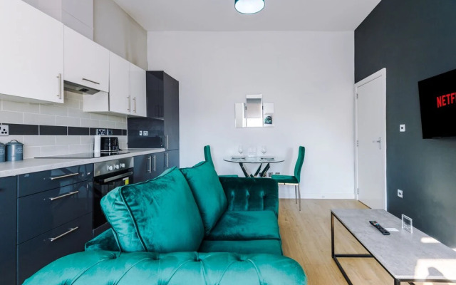 Stylish 2-bed Apartment - City Centre