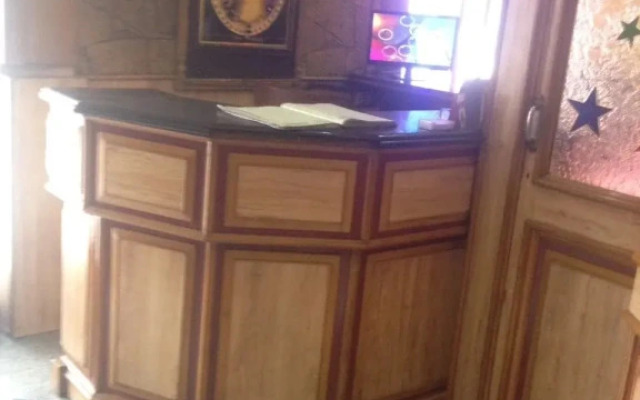 Hotel Emerald Heights