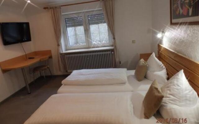 H41 Inn Hostel