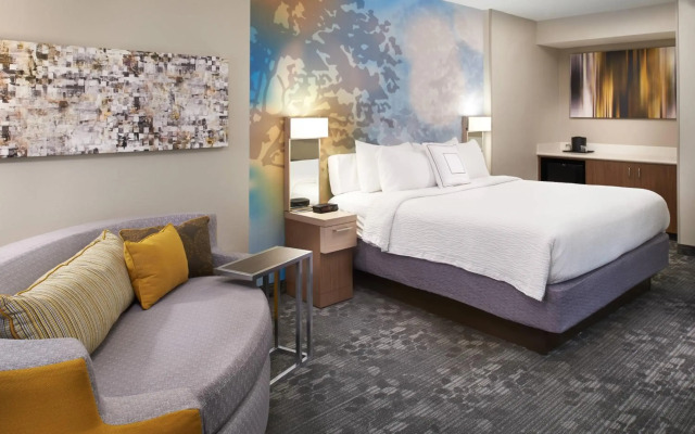 Courtyard by Marriott Cincinnati-Covington
