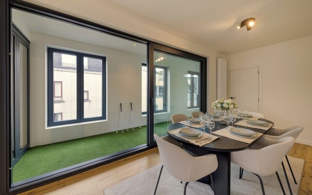 Designer flat 3BR & Mini Golf