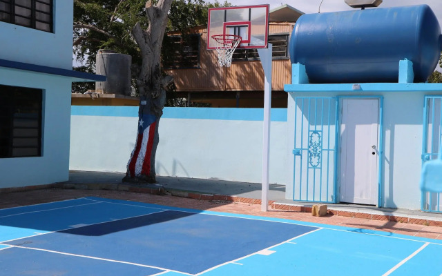 Mavs Combate Beach Club