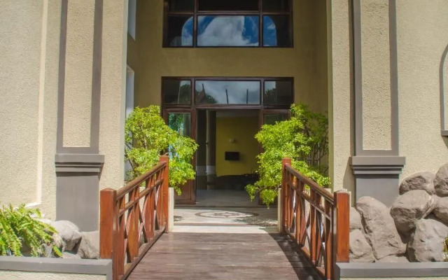Sunset Reef Resort & Spa