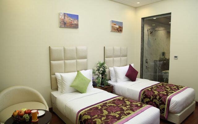 OYO Hotel: Capital O New Haven Hotel Near Lotus Temple