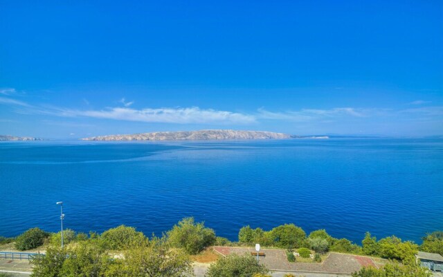 Nice Apartment in Senj With Wifi