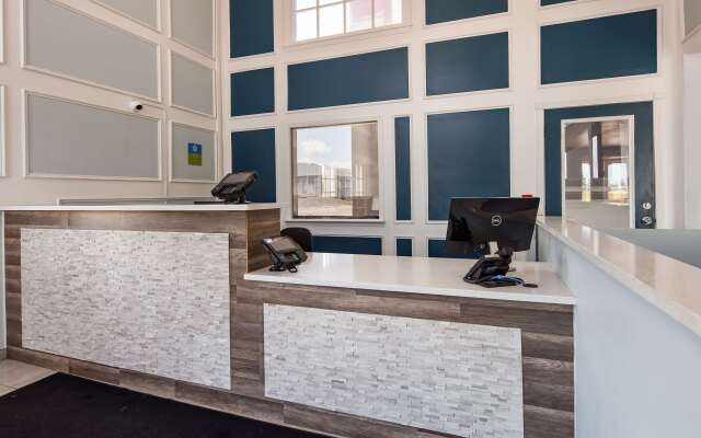 SureStay Hotel by Best Western Olathe