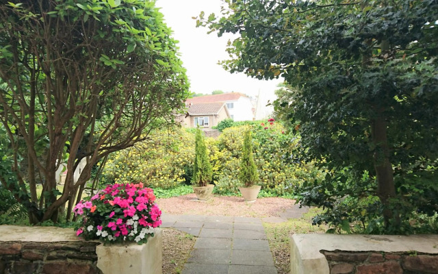 Sarum Hotel