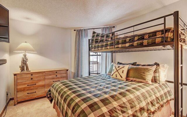 Tyra Summit A2E/F - 4 Br Condo