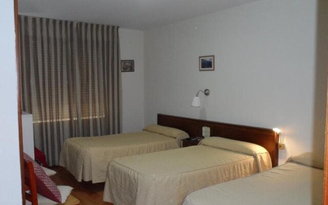Hostal Coruña
