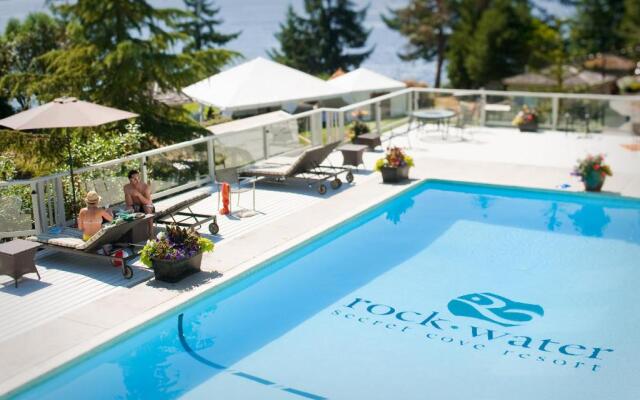 Rockwater Secret Cove Resort