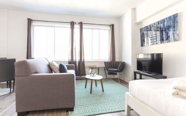 Modern Studio In Downtown Mtl By Sonder