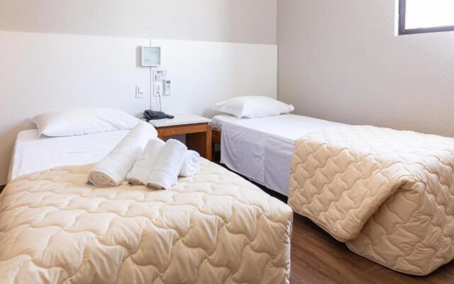 Hotel Lunes