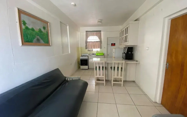 Melrose Beach Apartments