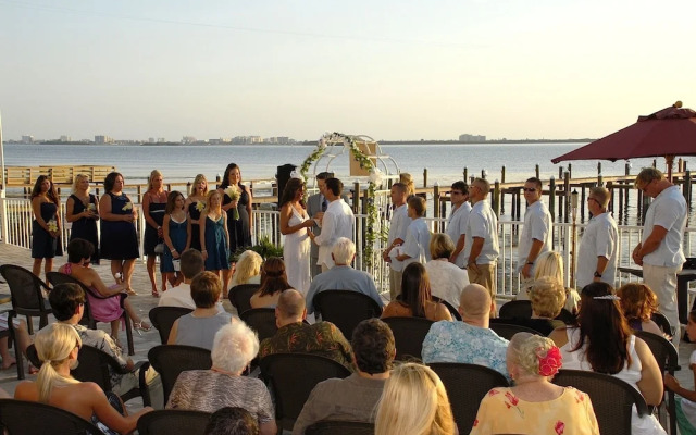 Beso Del Sol Resort