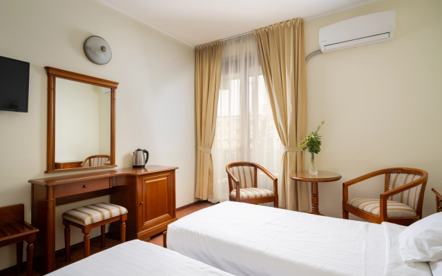 Hotel Sarmis