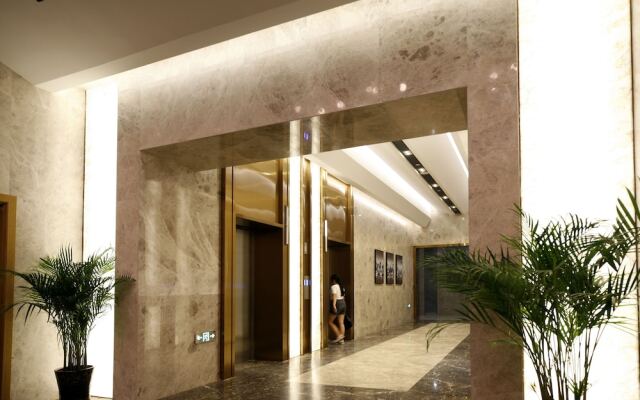 Manhatton Hotel Guangxi Univeristy