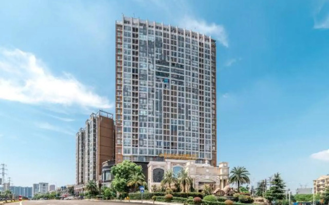Malata Carrey International Hotel (Wuhan Textile University tanxinpei Park Subway)