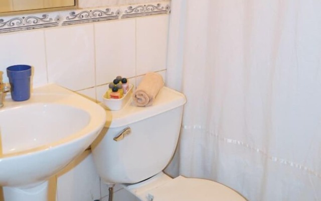 Hostal Almenas