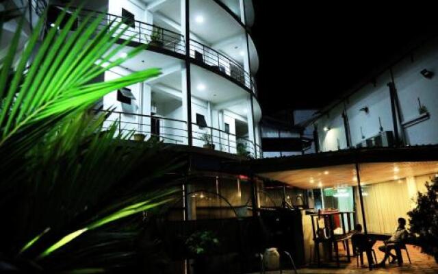 Nelly Star Hotel