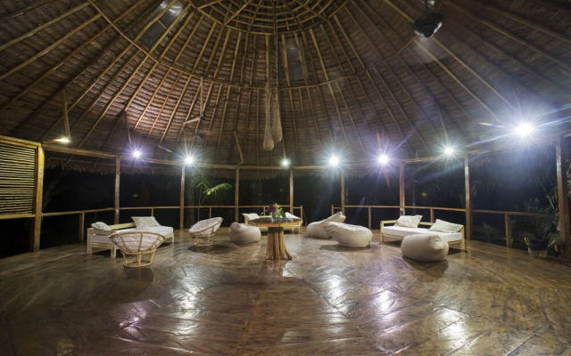 Amak Iquitos Ecolodge