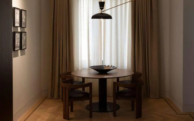 Athens Capital Suites-Mgallery Collection