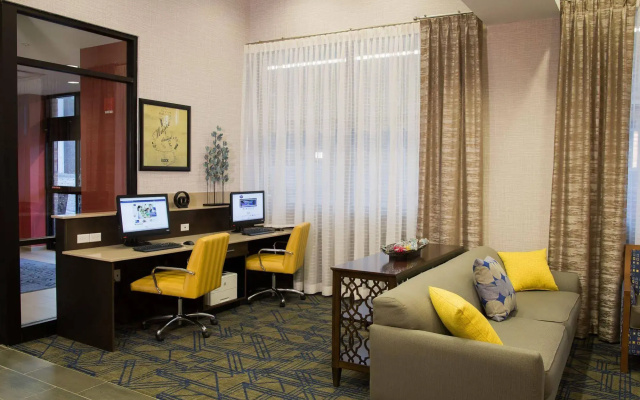 Hampton Inn & Suites Tulsa Downtown