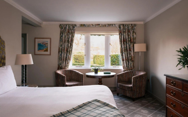 The Devonshire Arms Hotel