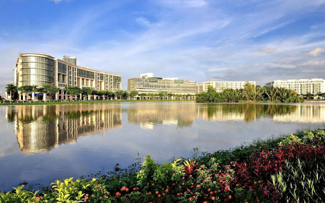Crescent Residence