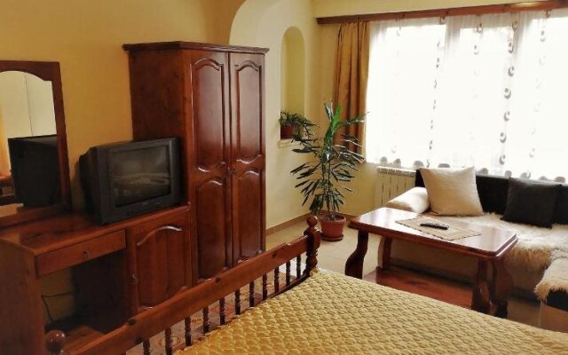Boyadjiyski Guest House