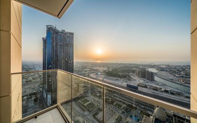 Al Habtoor City - Amna Tower 3701