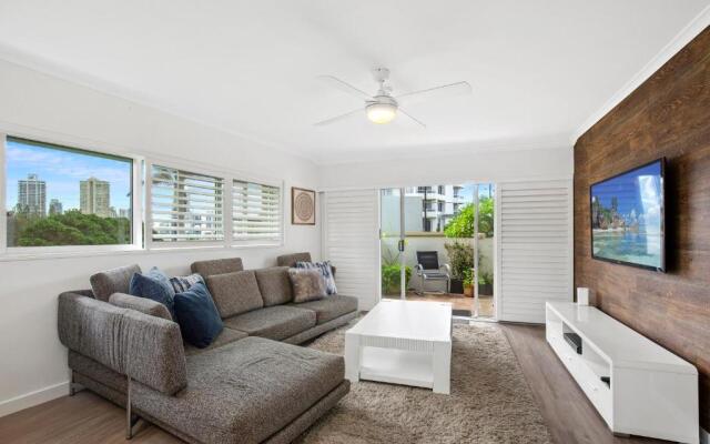 Narrowneck Court