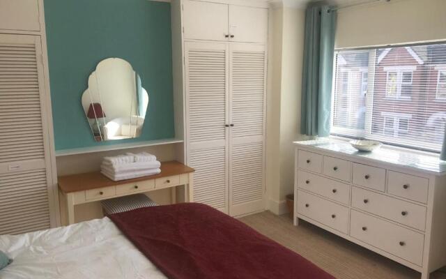 3 double bed house 10 mins from Sandbanks