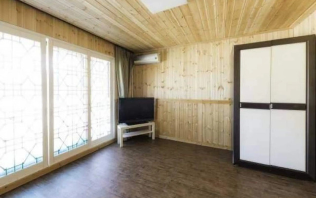 Muju Family House Pension