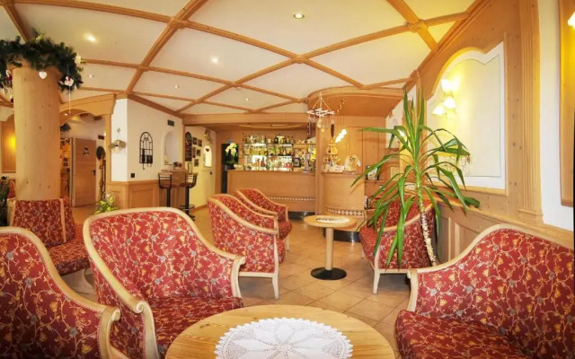 Hotel Pian Castello