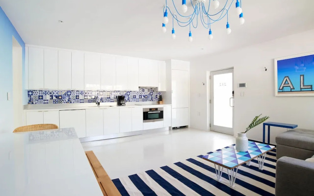 Sonder - South of 5th