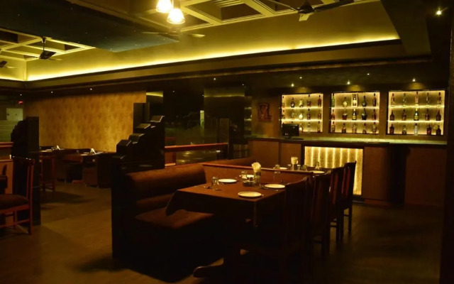 Hotel Surya Executive