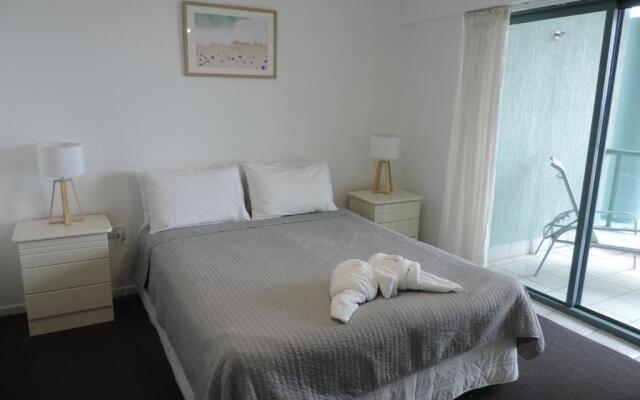 Emerald Sands Holiday Apartments