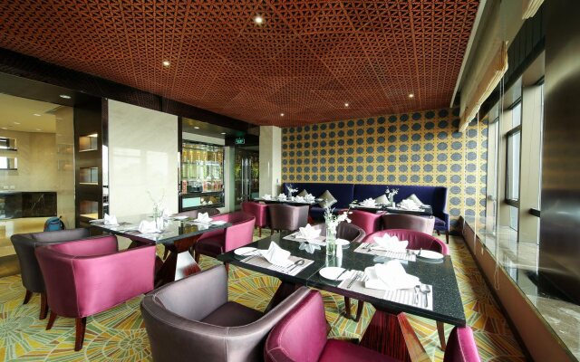 Greenland Jiulong Hotel