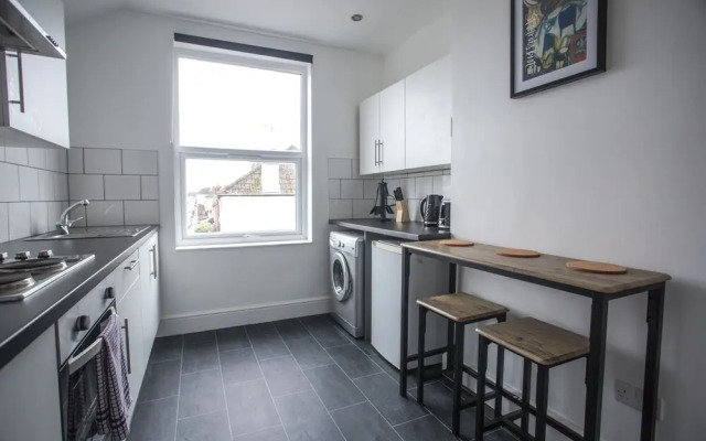 Short Stay Bristol - Ralph Apartment