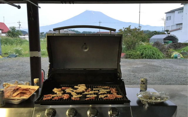 FBH Fuji Backpackers Hostel