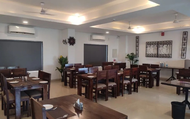 Purple Beds by VITS Daman