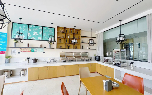 City Convenient Hotel