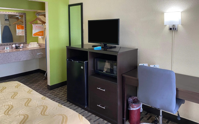 Quality Inn Elizabeth City near University