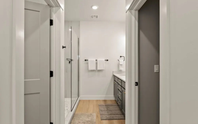 Periwinkle Sky 3 Bedroom Condo