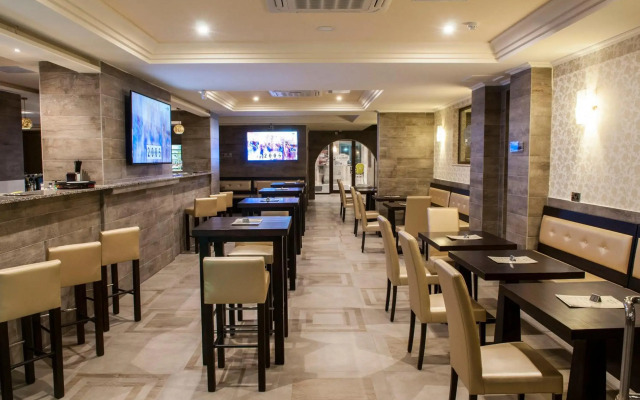 Euroclub Hotel