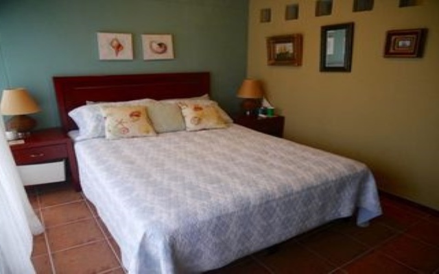 Room at Decameron Golf Course