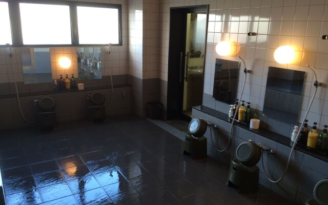 Hotel Crown Hills Takaoka