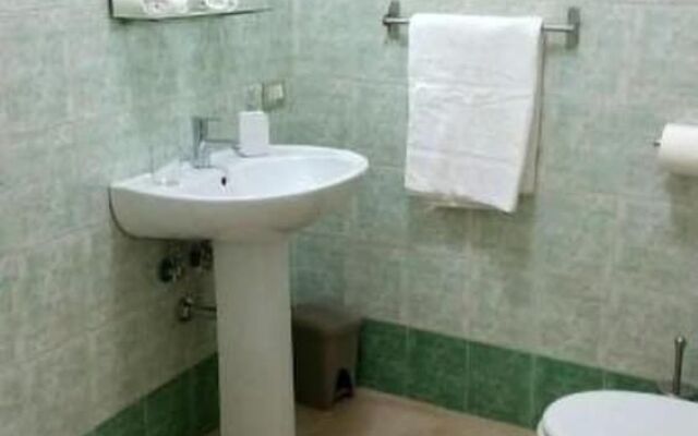 Romulea Guest House