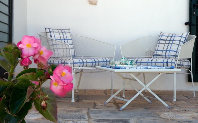 3161 Masseria del Poeta by Barbarhouse